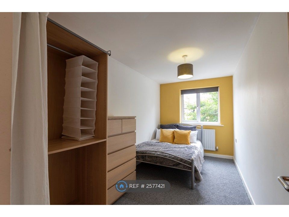 Property photo 1 of 7 Bedroom 4 £475Pcm