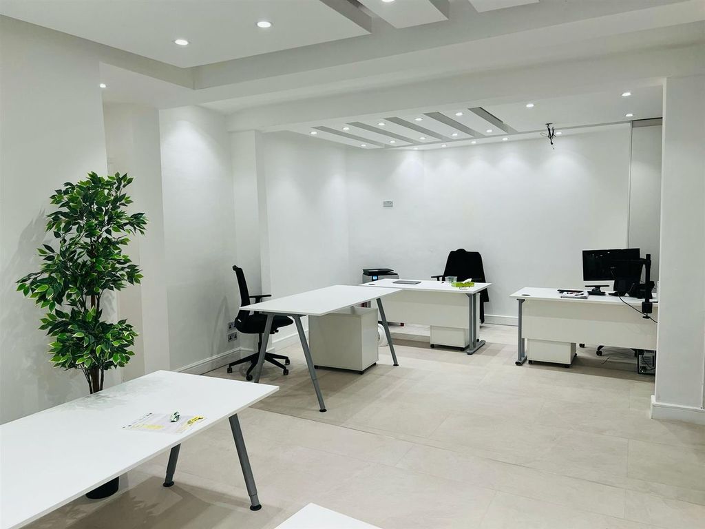 Property photo 2 of 12 25 Instiute Rd 3.Jpg
