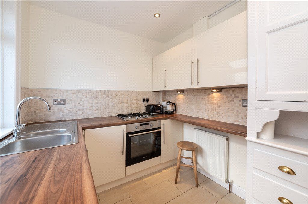 Property photo 3 of 22 Kitchen