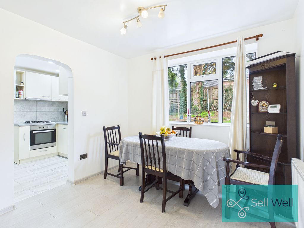 Property photo 3 of 19 Dining Room