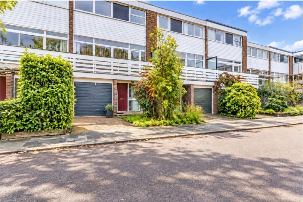 Property photo 1 of 10 Ext 14 T H