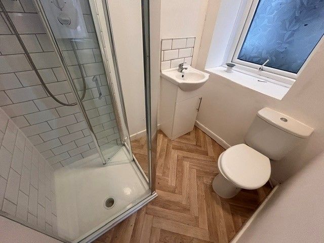 Property photo 3 of 3