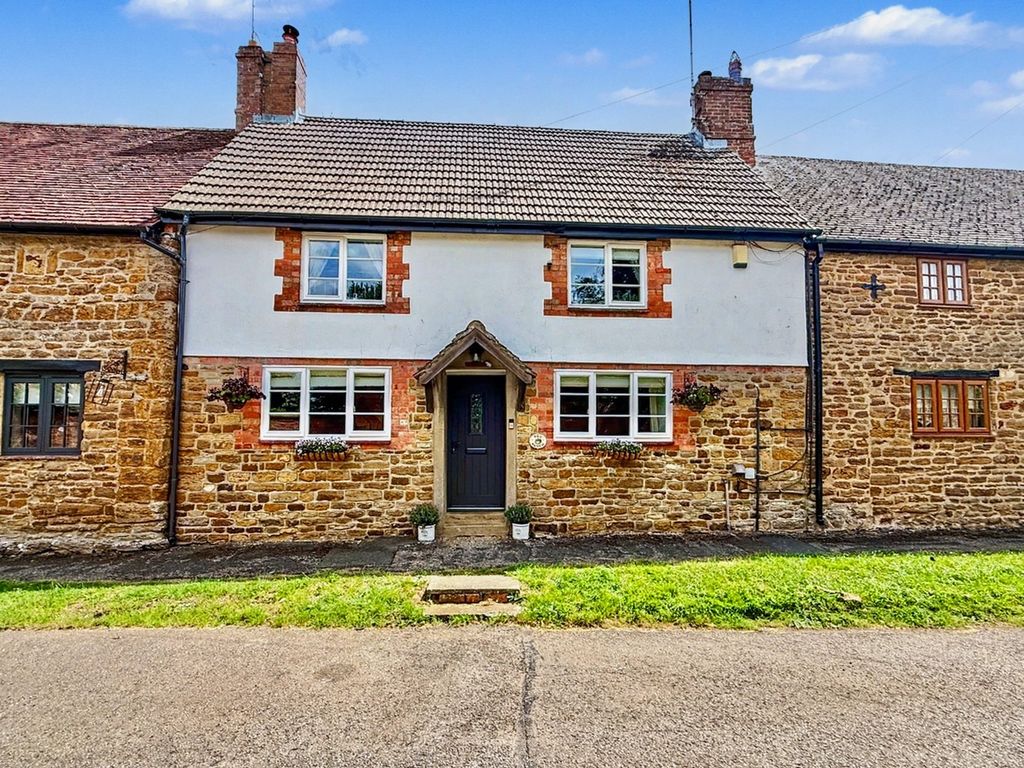 Property photo 1 of 44 5276530