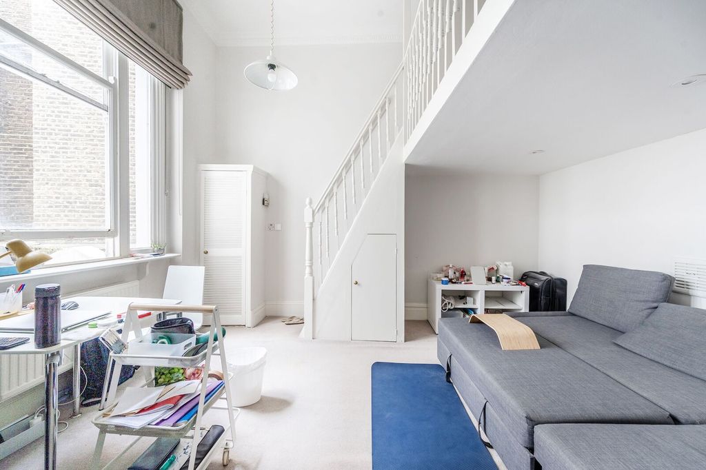 Property photo 1 of 5