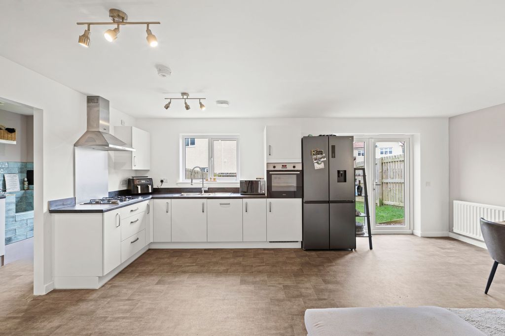 Additional image 10 of 4 bed detached house for saleEast Kip Walk, Livingston EH54