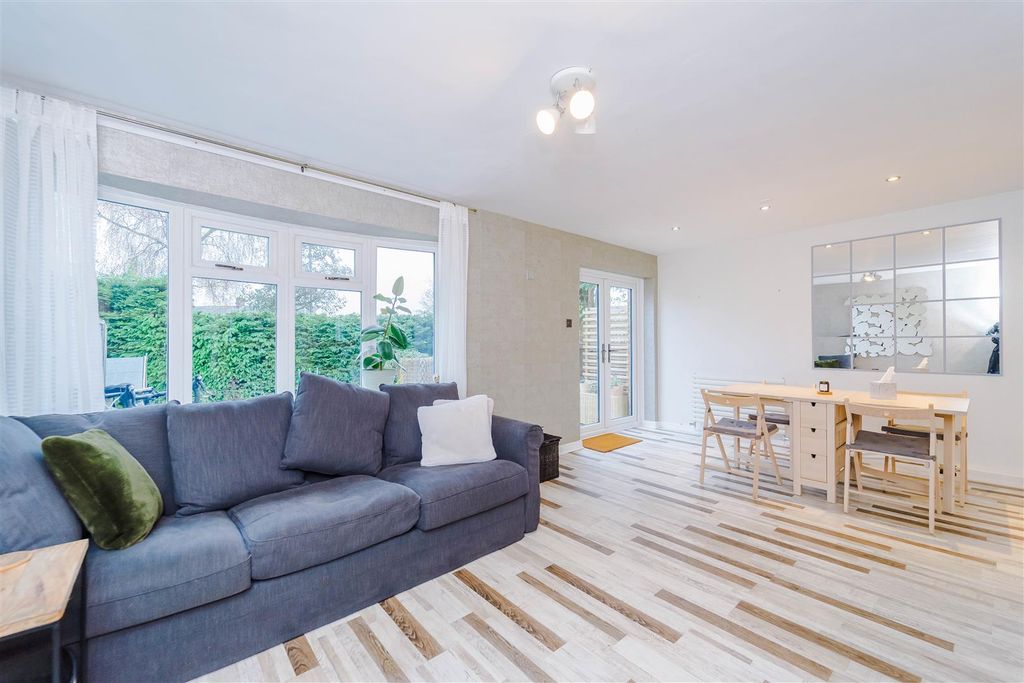 Property photo 3 of 29 3.Jpg
