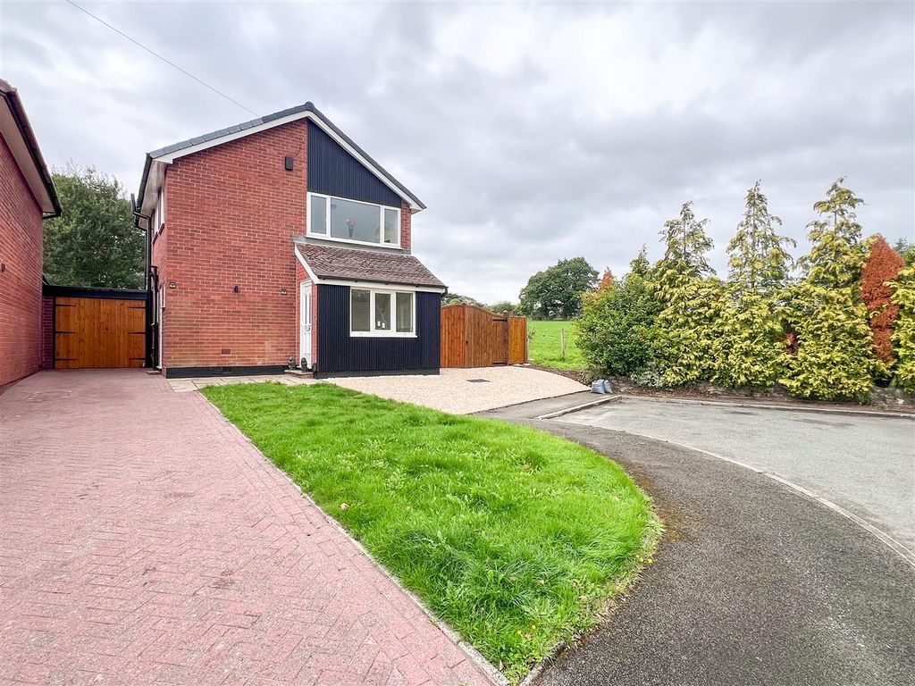 Property photo 1 of 24 Frontage