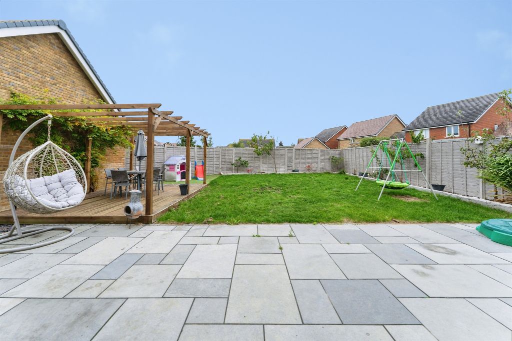 Property photo 3 of 22