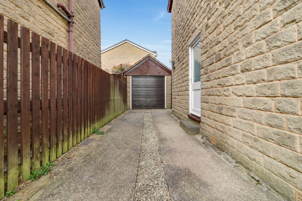 Property photo 2 of 14 Img_3747-Img_3749