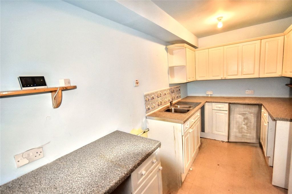 Property photo 2 of 9 Picture No. 06