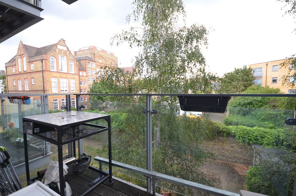 Property photo 3 of 12