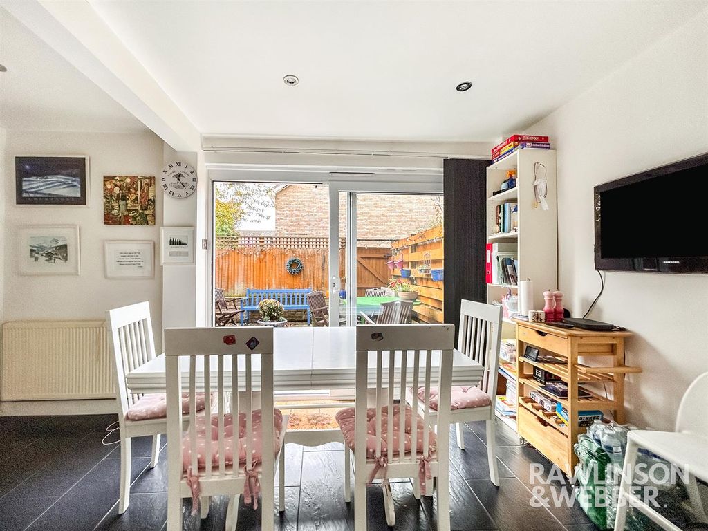 Property photo 3 of 14 Img_1887.Jpg