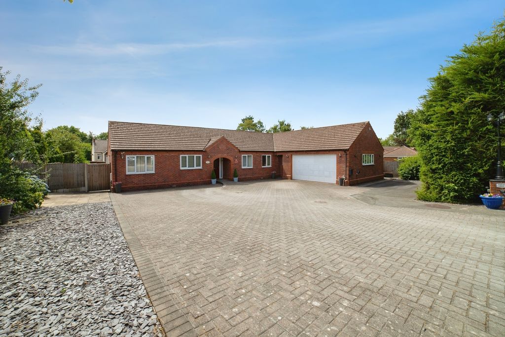 Property photo 1 of 23 Front