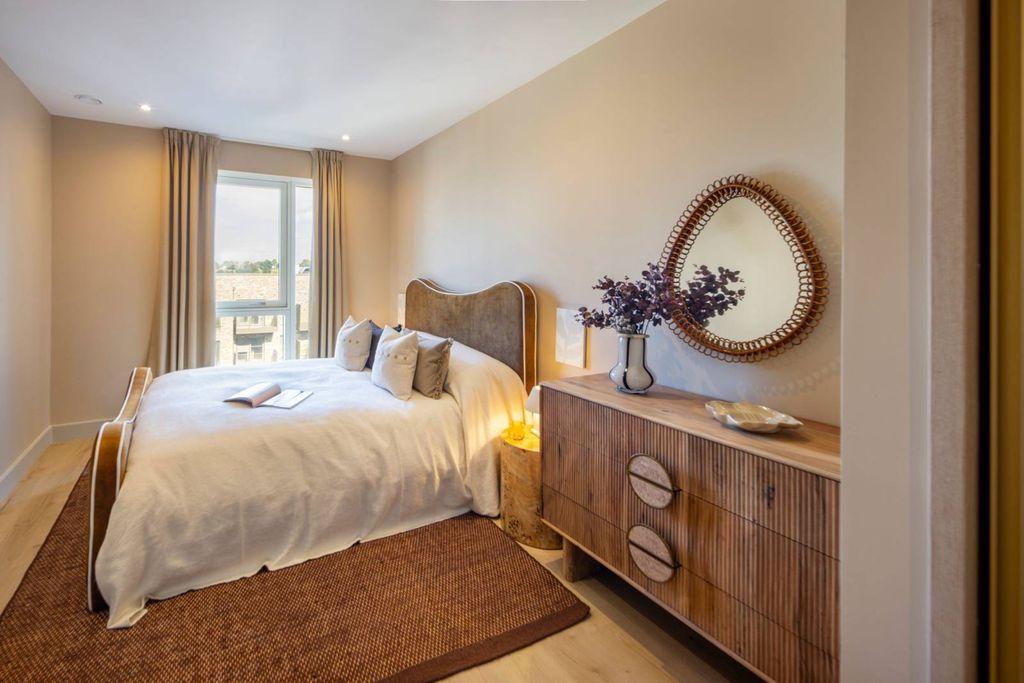 Property photo 1 of 22