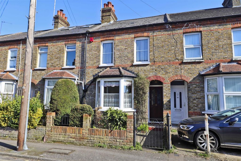 Property photo 1 of 16