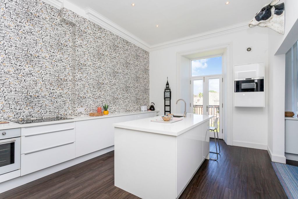 Additional image 6 of 4 bed flat for sale15/2 Cluny Avenue, Morningside, Edinburgh EH10
