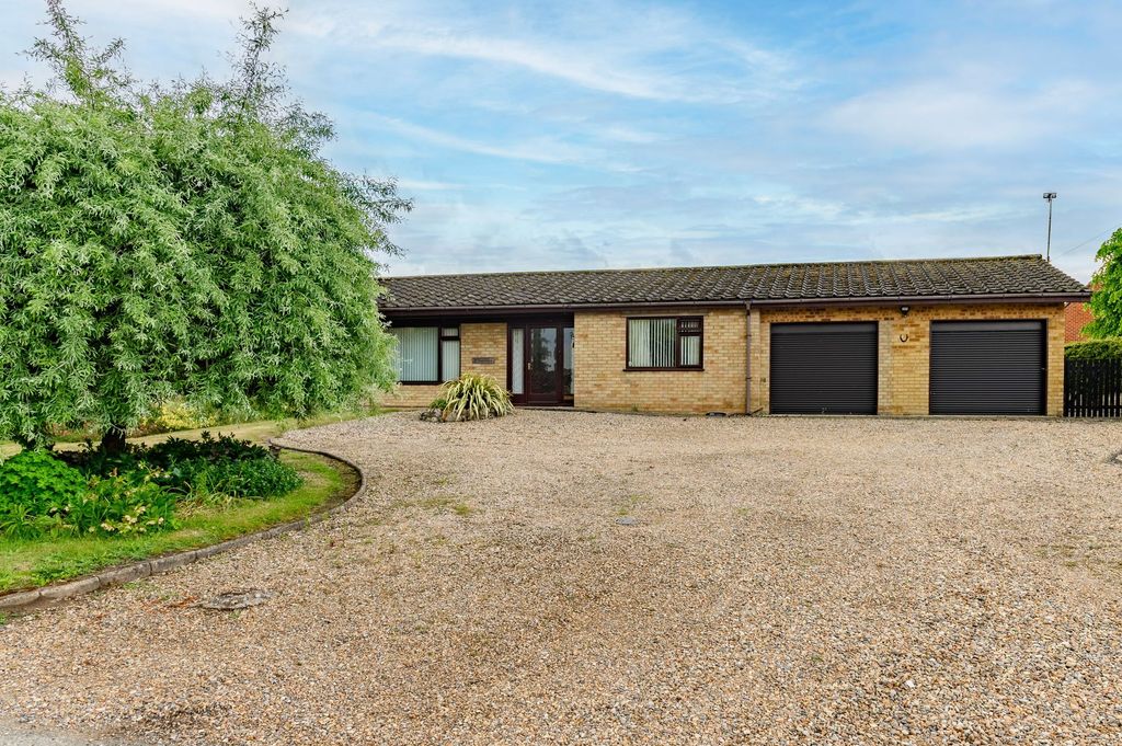 Property photo 1 of 23