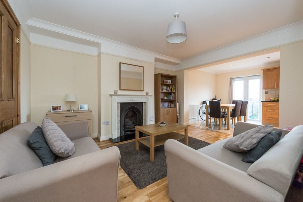 Property photo 1 of 9 4495241