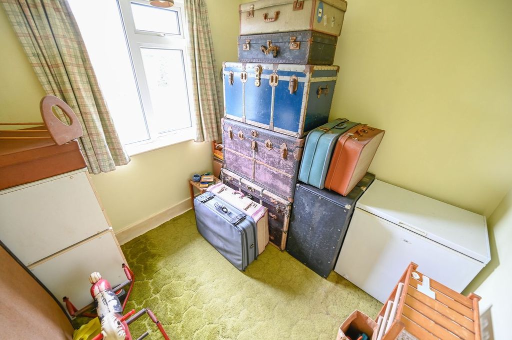 Property photo 3 of 16