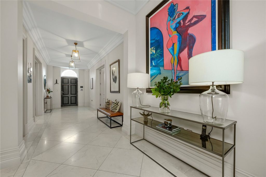 Property photo 3 of 35 Hallway