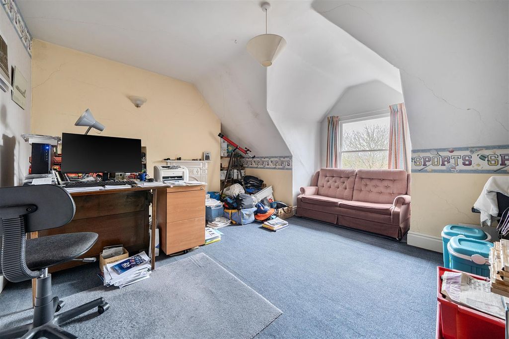Additional image 18 of 6 bed semi-detached house for saleSt. Augustines Road, Bedford MK40