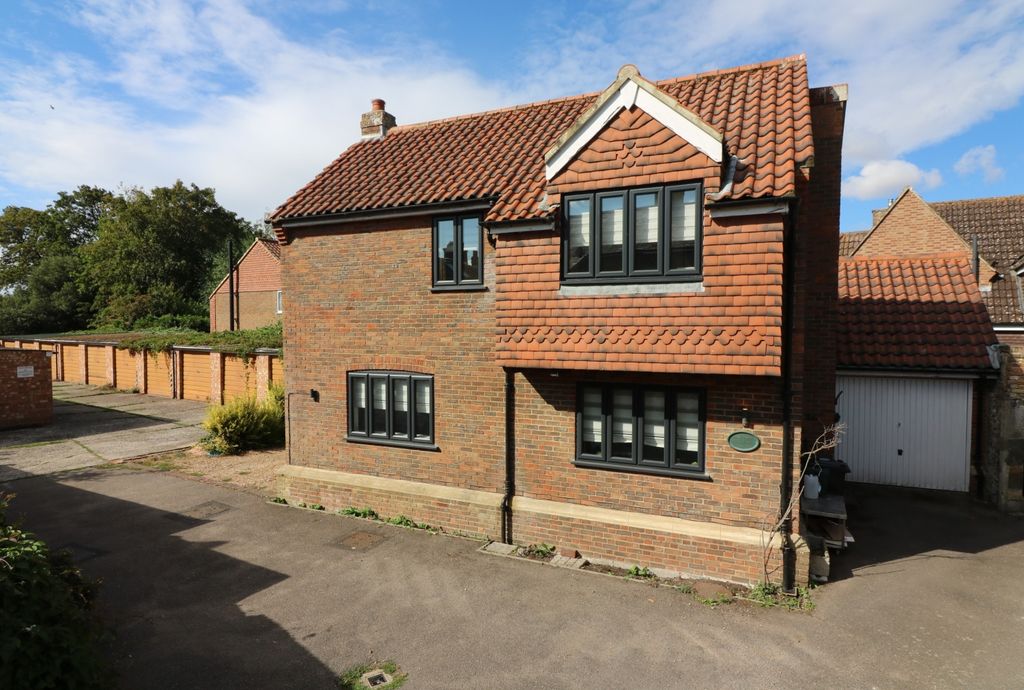 Property photo 1 of 16 Img_1068