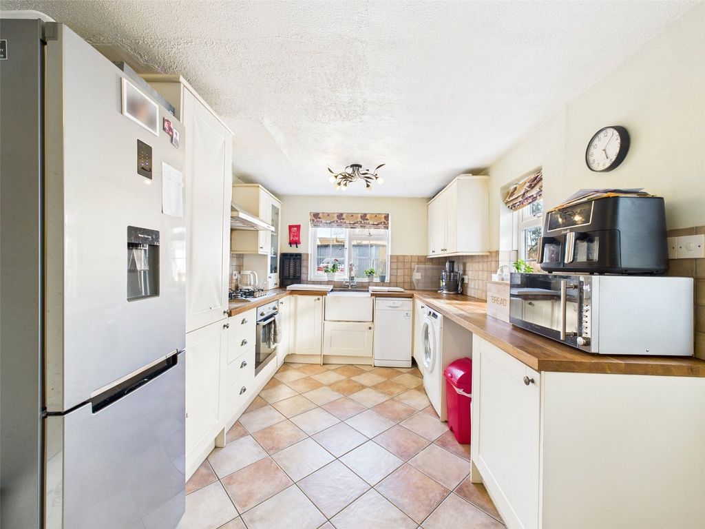 Property photo 3 of 12 Picture No. 17