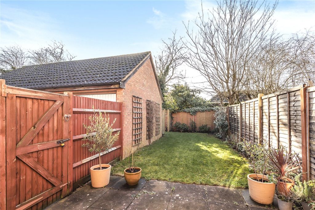 Property photo 3 of 10 3