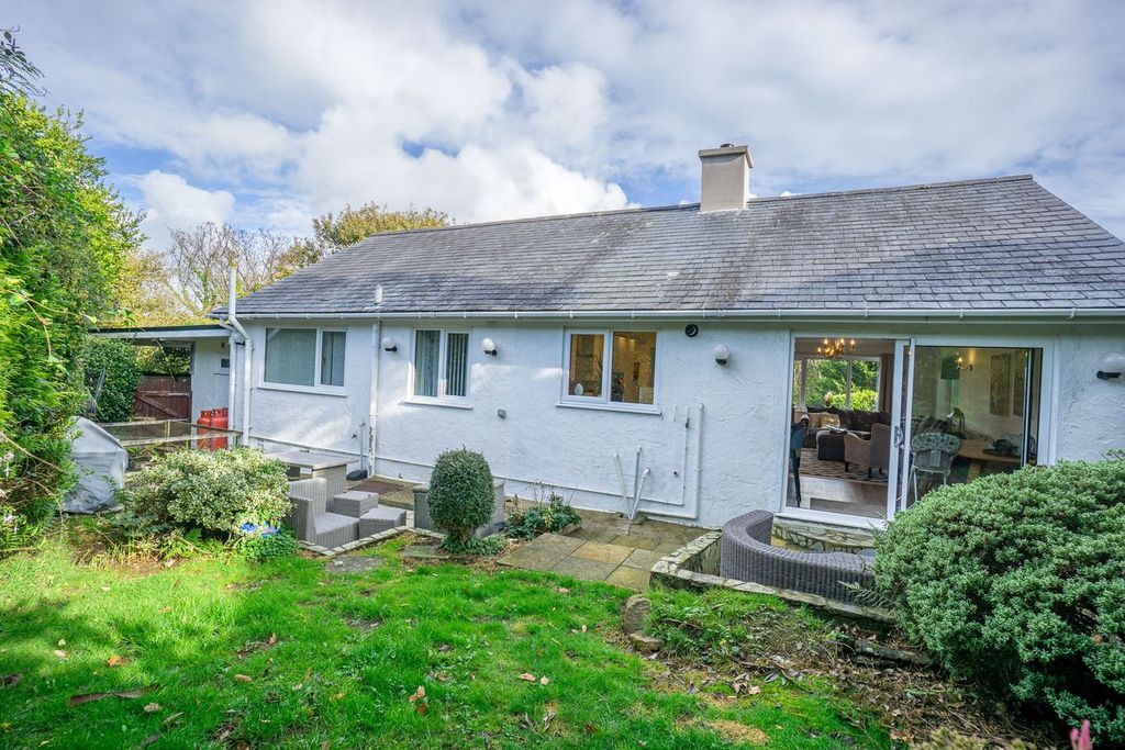 Property photo 3 of 23