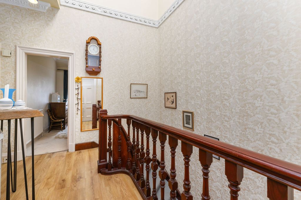 Property photo 3 of 19 Property Image 3