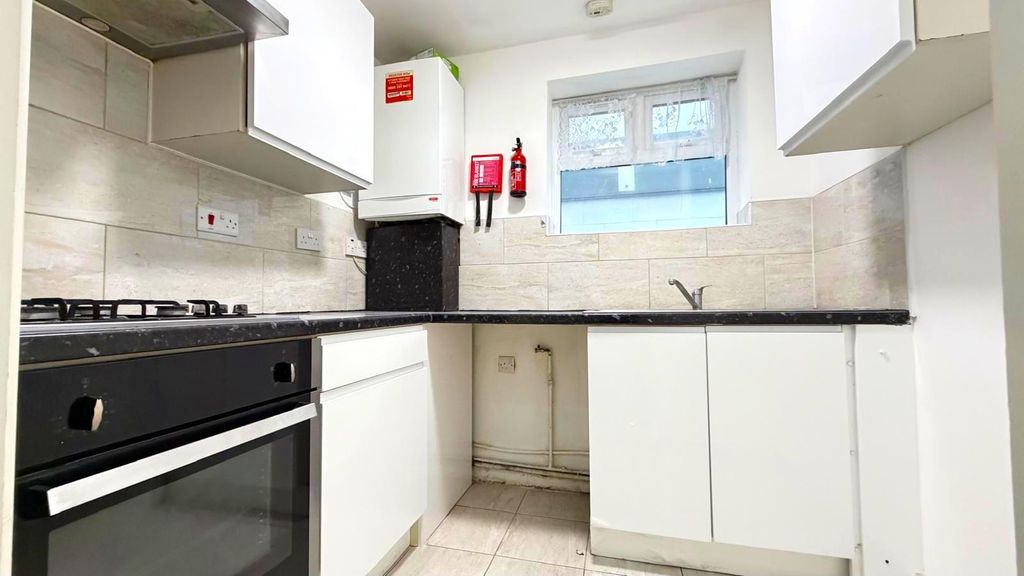 Property photo 2 of 7 Whatsapp Image 2025-12-23 At 9.28.39 Am (5).Jpeg