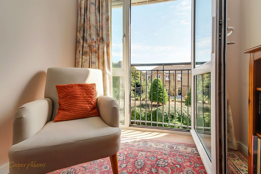 Property photo 3 of 13 Sitting Room View