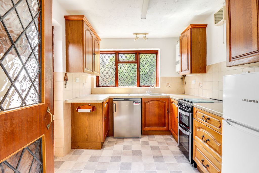 Property photo 3 of 20 Img_2307-Img_2309
