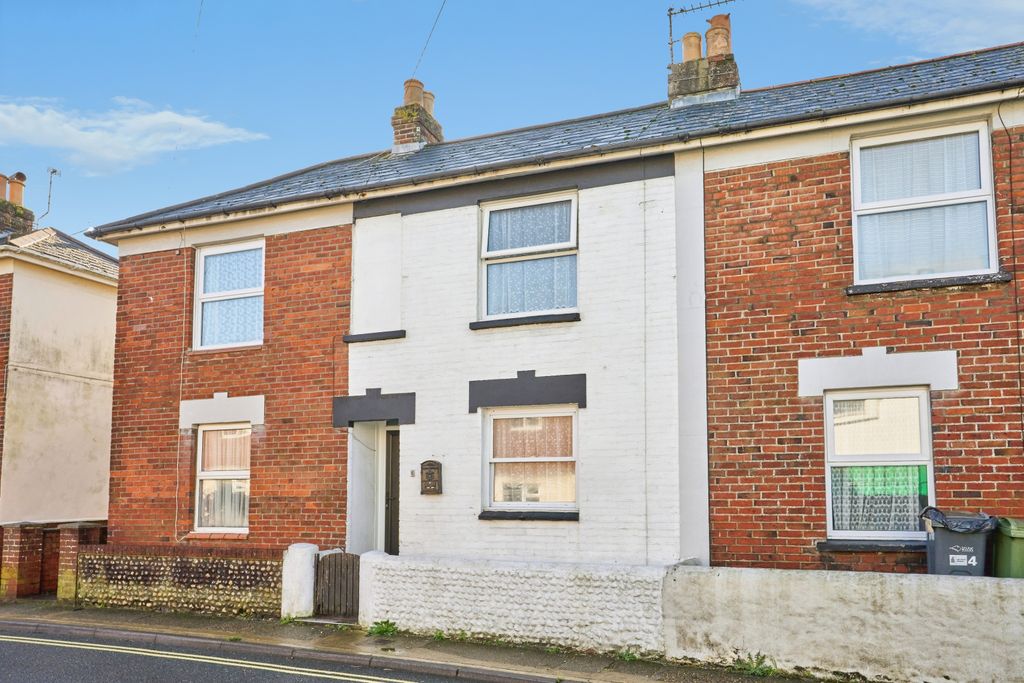 Property photo 1 of 20