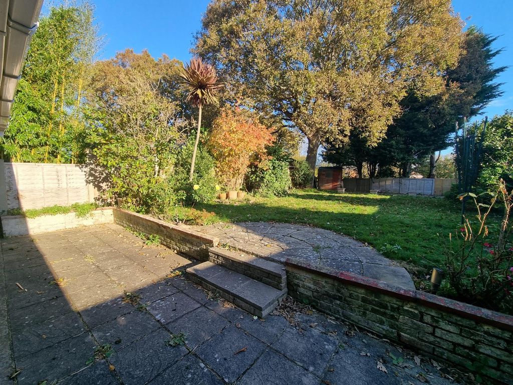 Property photo 1 of 21 Garden