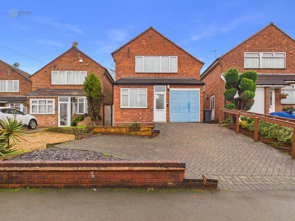 Property photo 1 of 39 Cam05591G0Pr0123Still001