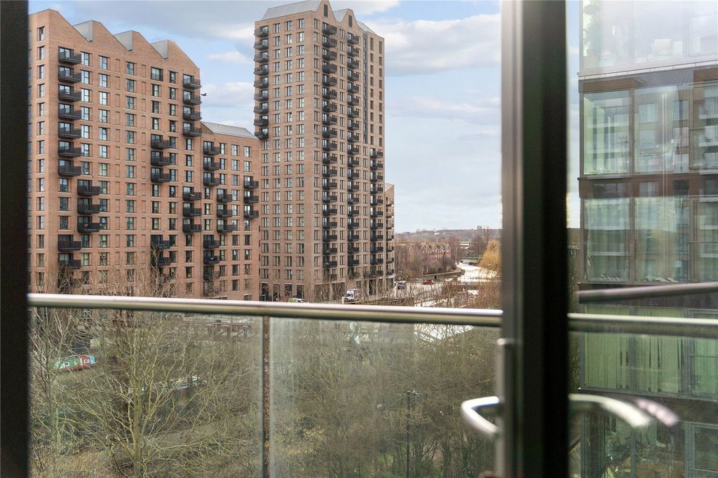 Property photo 1 of 16 Picture No. 23