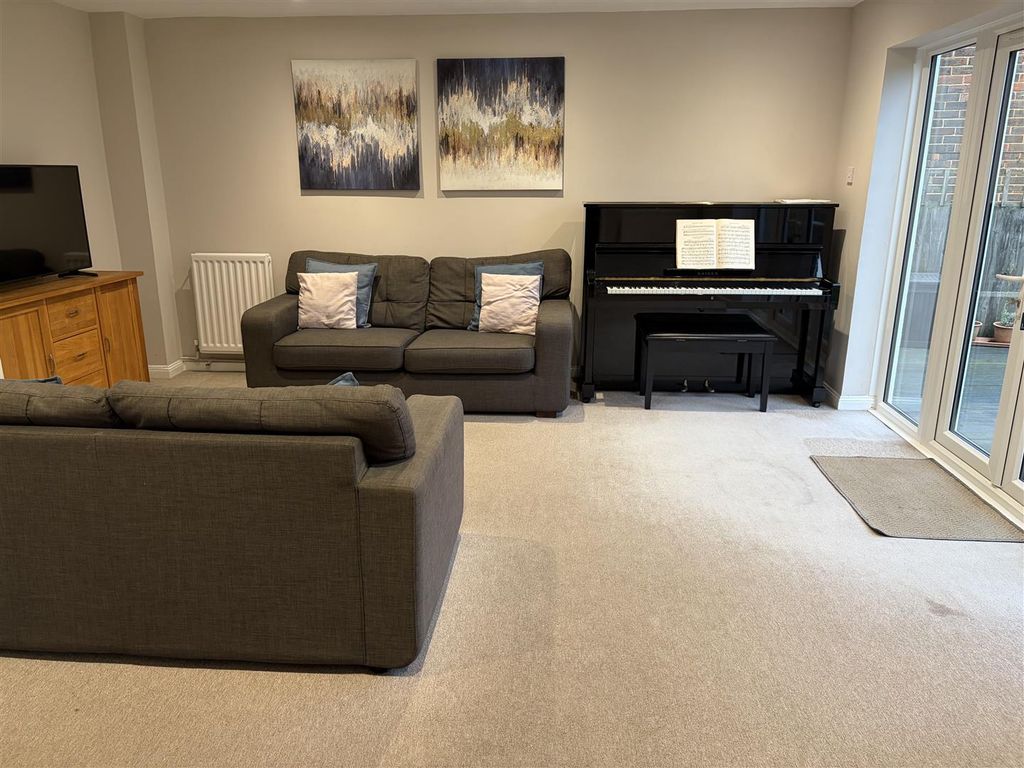 Property photo 2 of 16 Img_0966.Jpeg