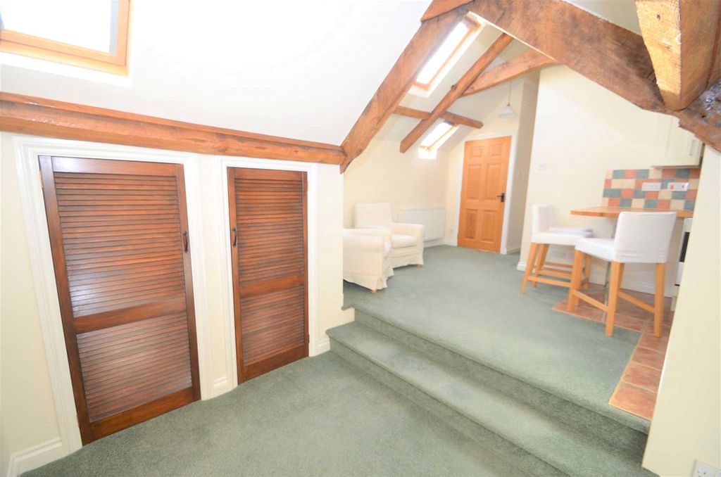 Property photo 3 of 8 Cullompton Seddons