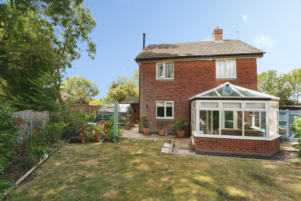 Property photo 2 of 19