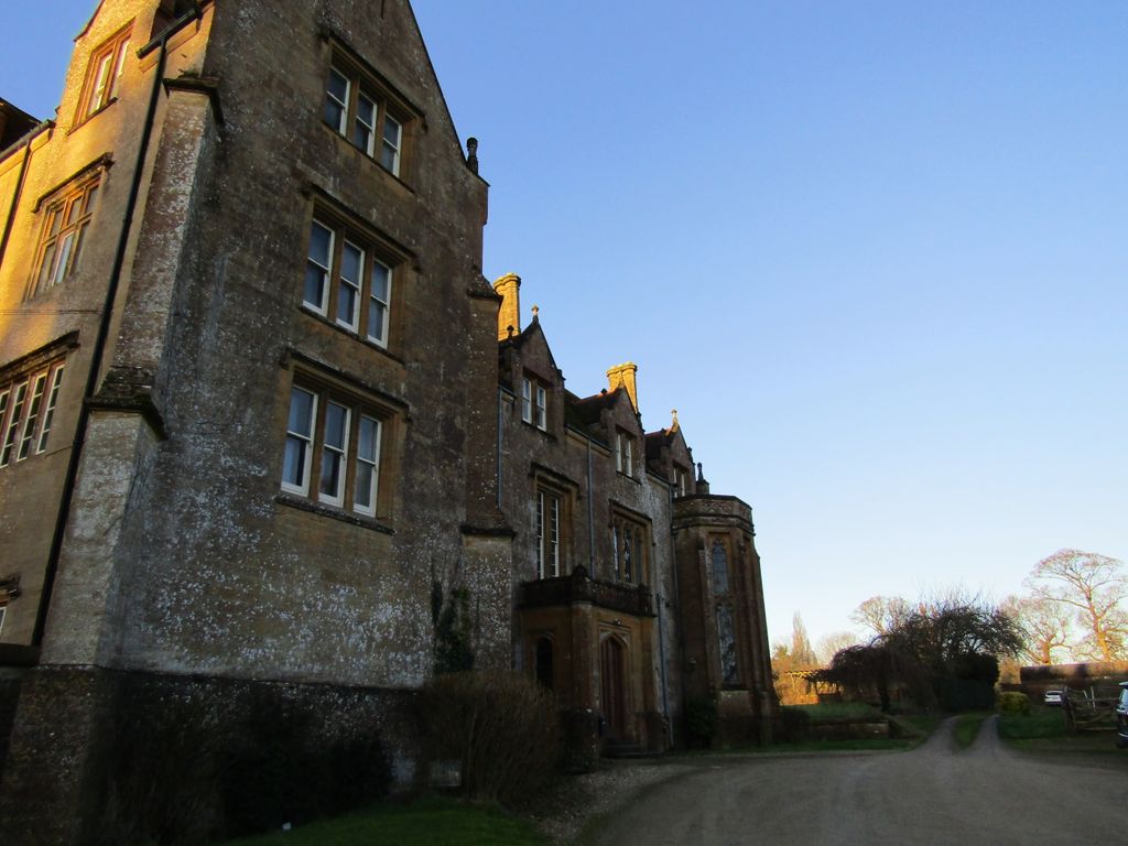 Property photo 1 of 7 Image