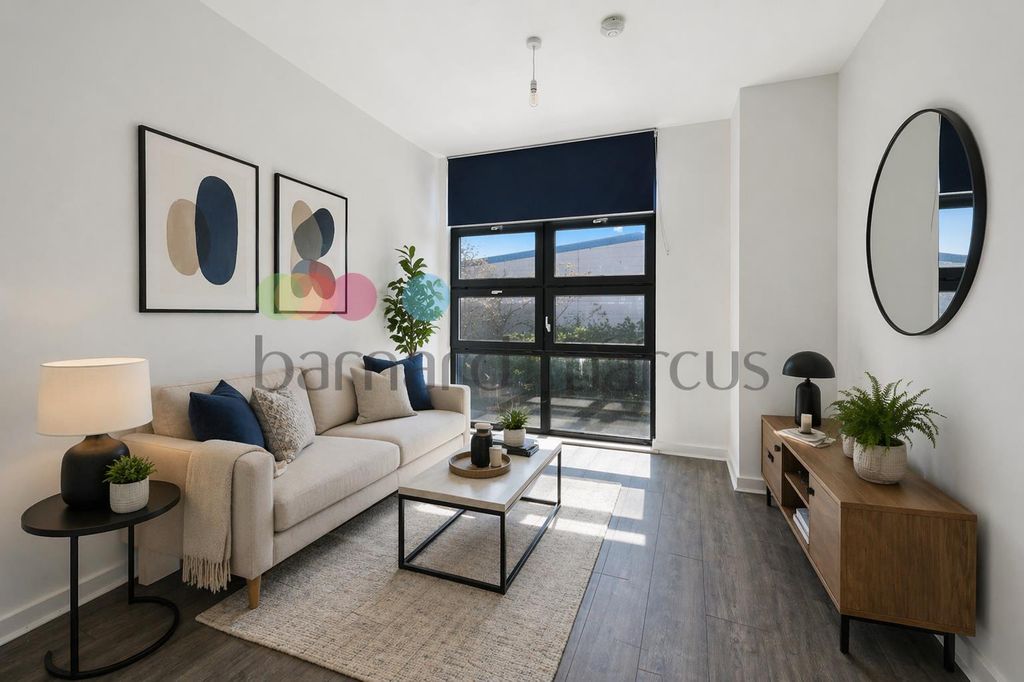 Property photo 1 of 14 Image