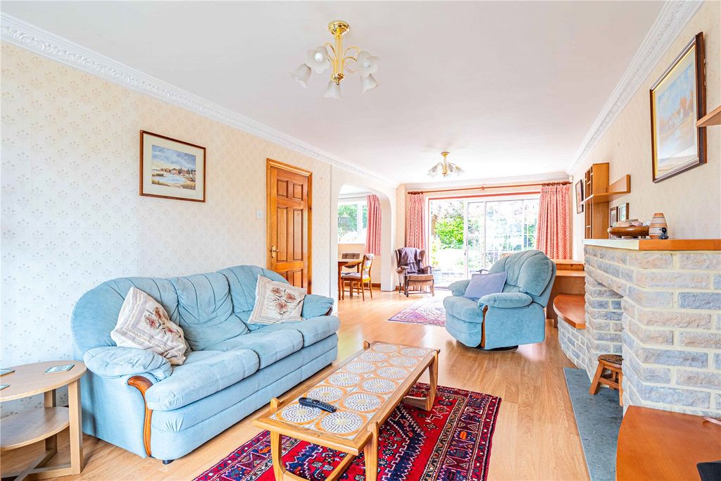 Property photo 3 of 31 Picture No. 30