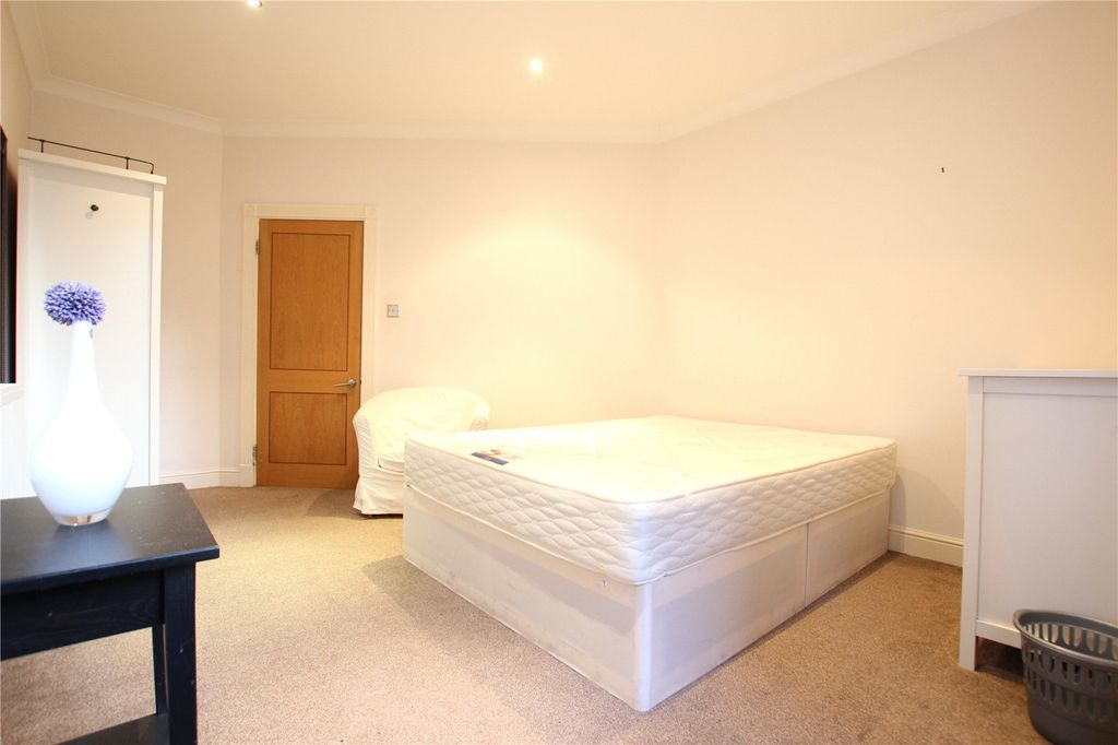 Property photo 1 of 9 Picture No. 01