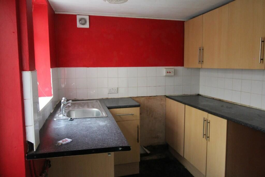 Property photo 3 of 5