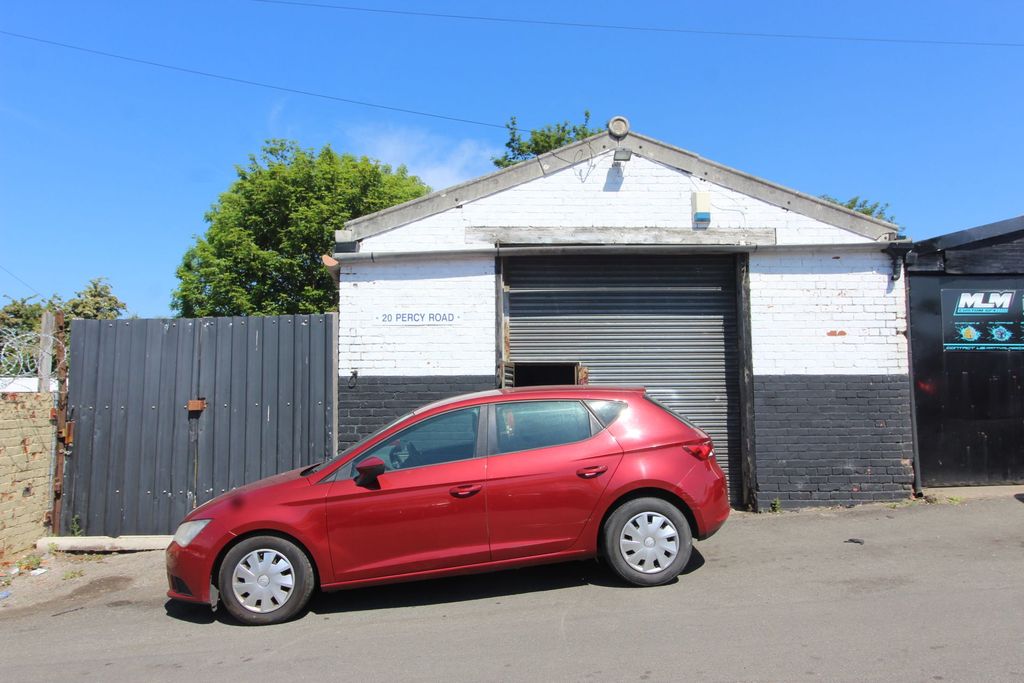 Property photo 2 of 10