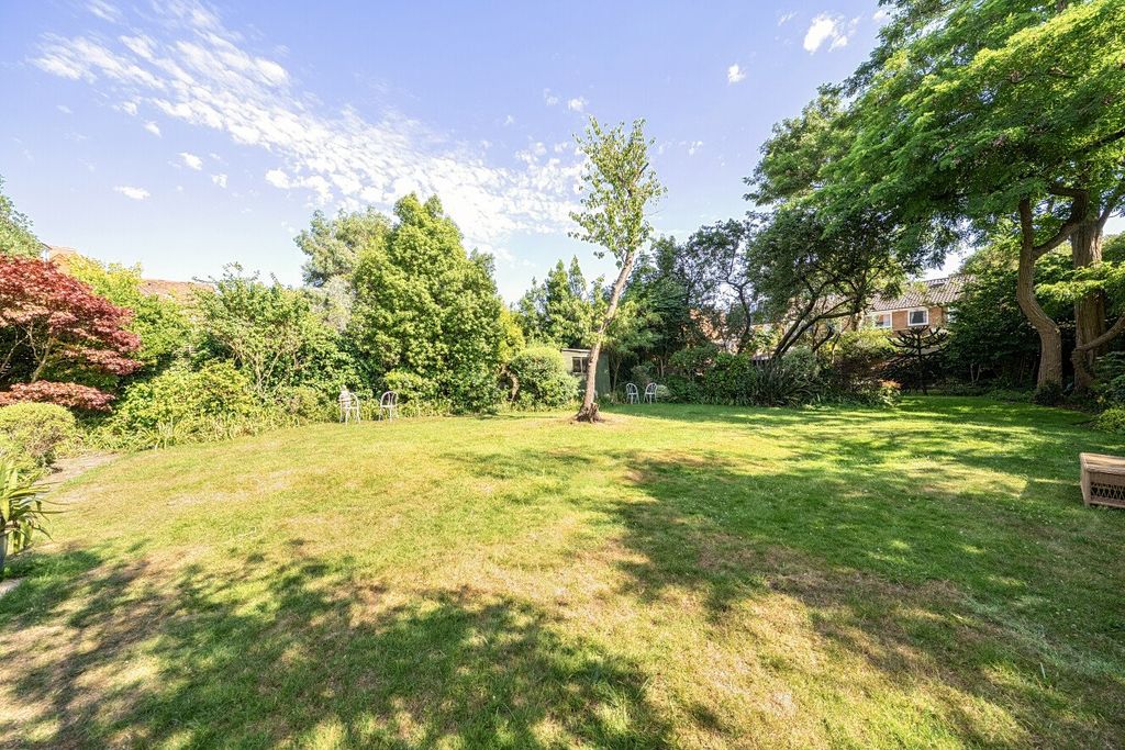Property photo 3 of 10 Picture No. 21