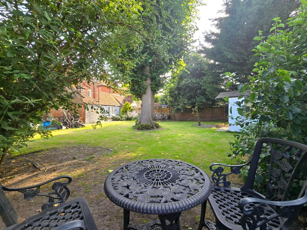 Property photo 2 of 31 Picture No. 40