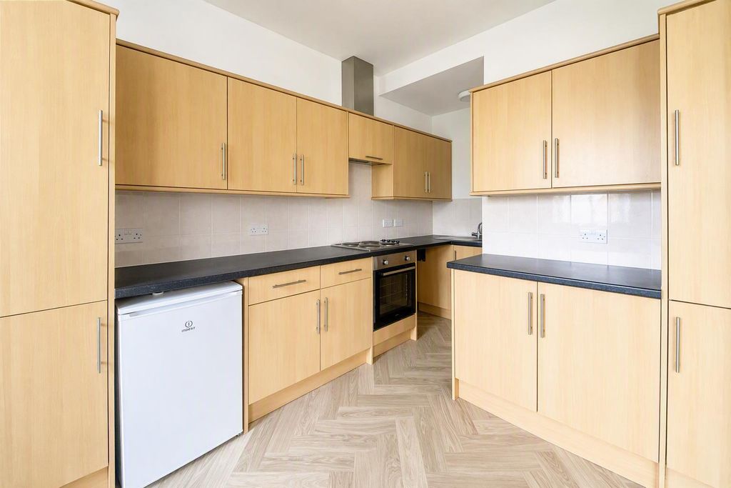 Property photo 2 of 8 Kitchen.Png