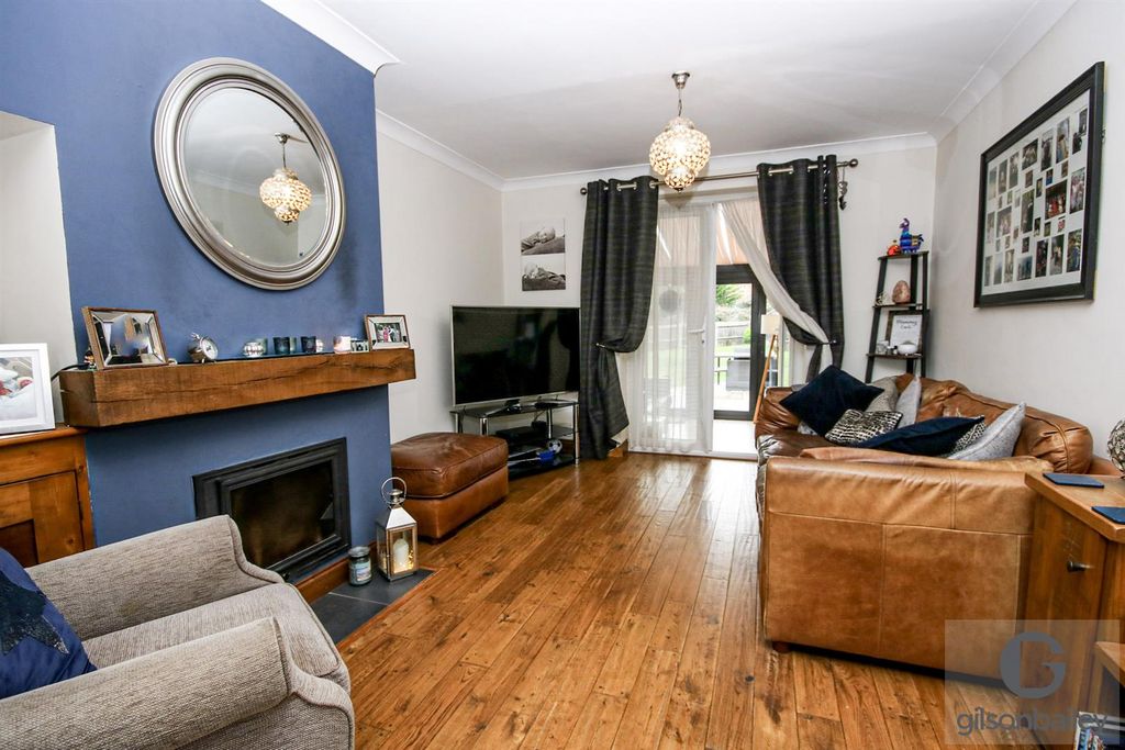 Property photo 2 of 26 26-Img_0053.Jpg